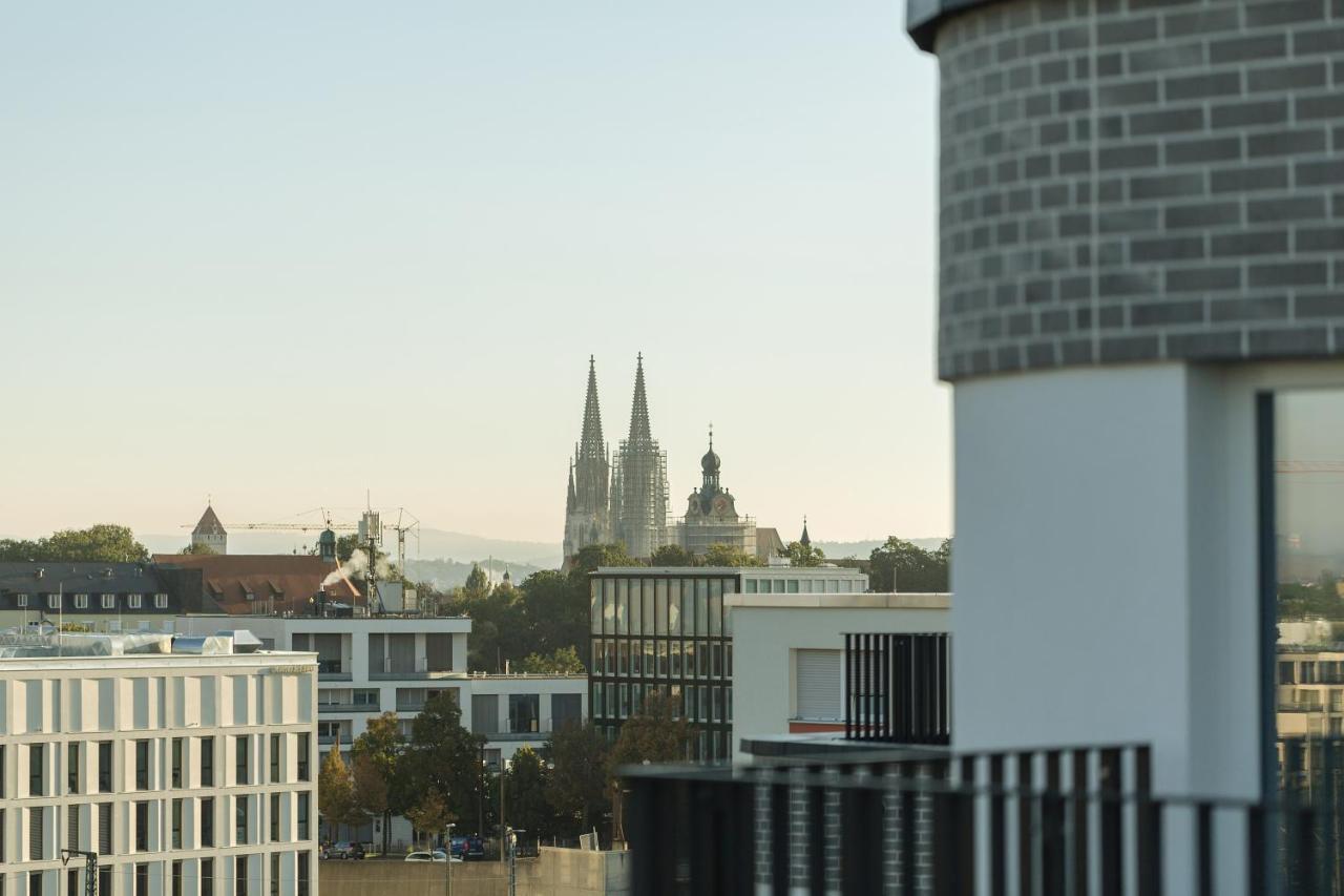 - The Niu, Sparrow By Ihg Regensburg