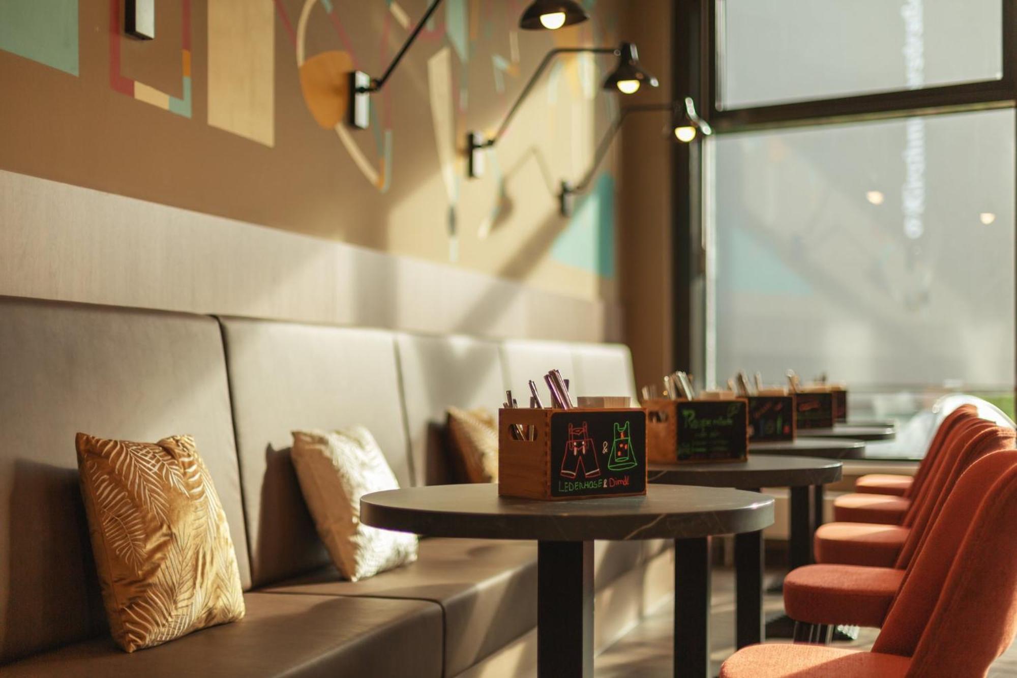 - The Niu, Sparrow By Ihg