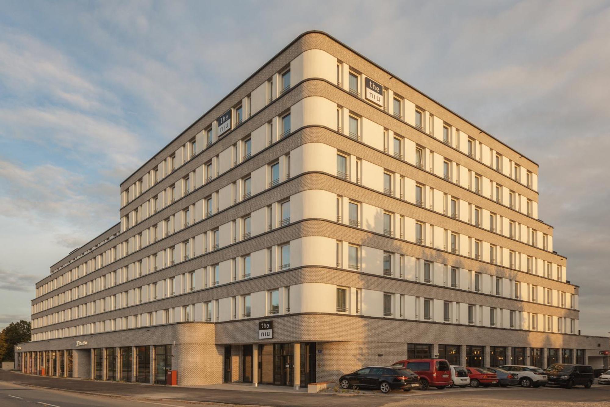 Hotel - The Niu, Sparrow By Ihg
