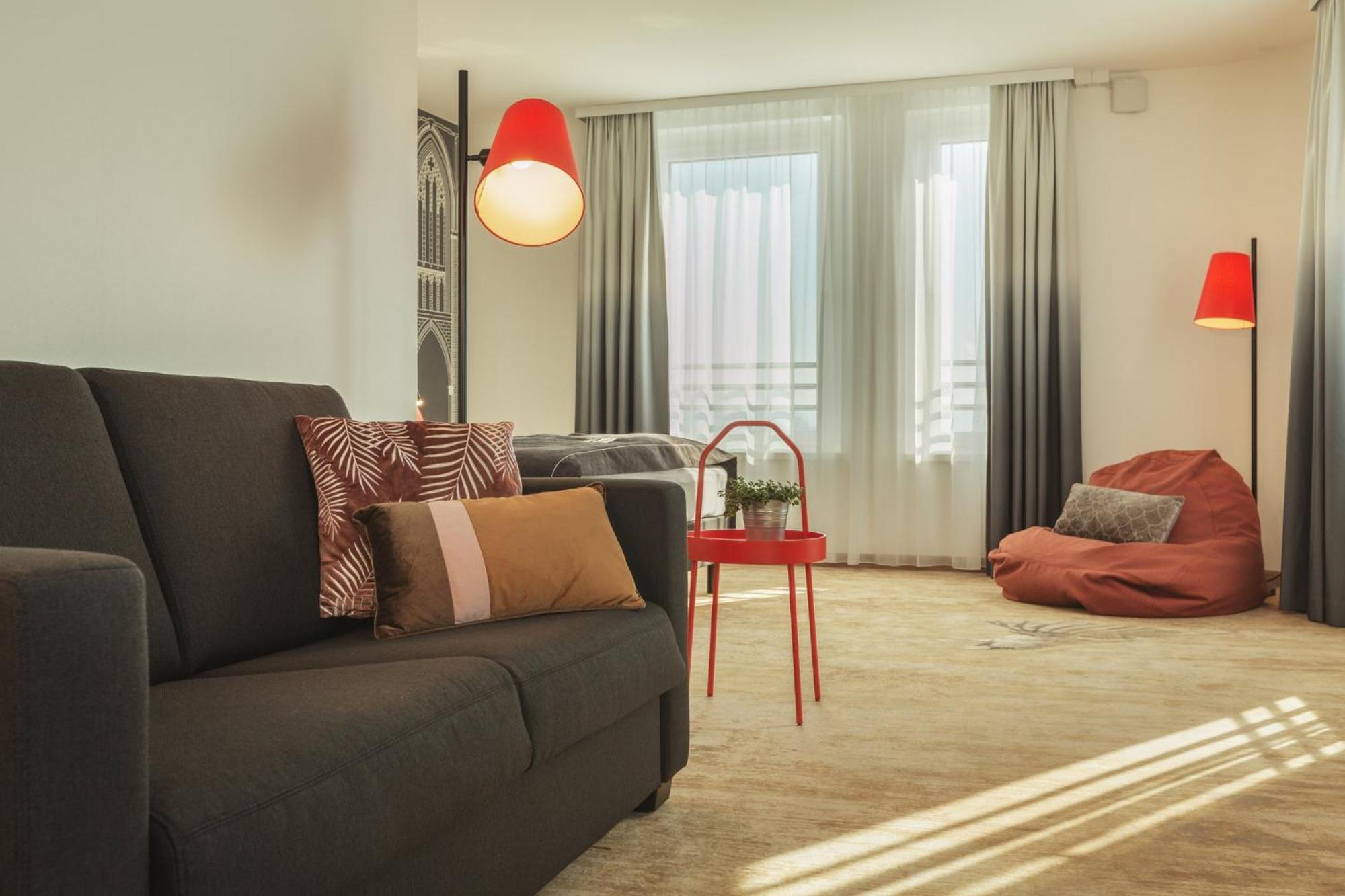 - The Niu, Sparrow By Ihg Hotel
